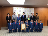 NamelessHeroがさいたま市長に表敬訪問した際の写真